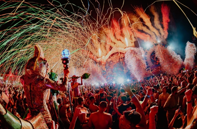 ELROW HALLOWEEN TAKEOVER 2025