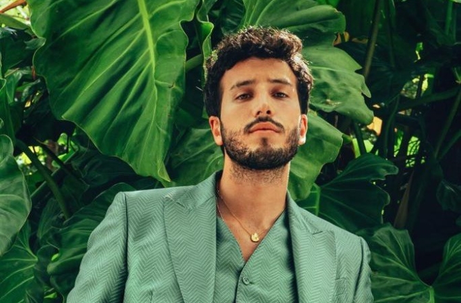 SEBASTIÁN YATRA
